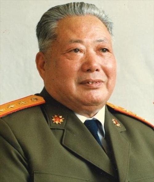 陆军上将刘振华曾领兵解放海南岛跨界强外交子女皆靠自己