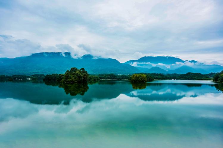 其它 平淡是真 写美篇图片拍摄及后期:晨歌 拍摄地:四川省白水湖风景