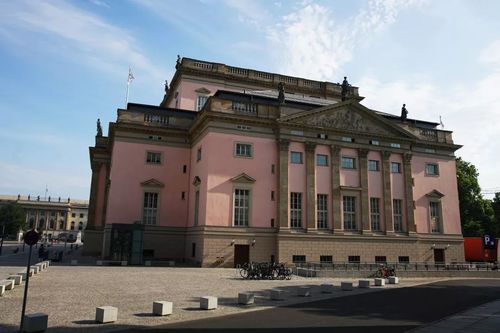 欧洲巡演日记 | day2 走进世界十大歌剧院之一——柏林国家歌剧院
