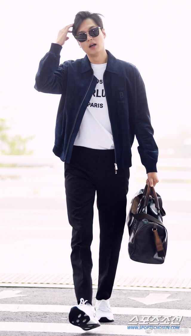 [李敏镐]李敏镐近期机场私服科普~人生如画报的李敏镐的机场时尚