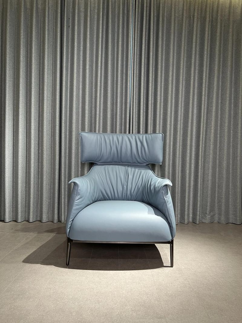 modaloft休闲椅带头靠.它的舒适,是一种被半包围的安全 - 抖音