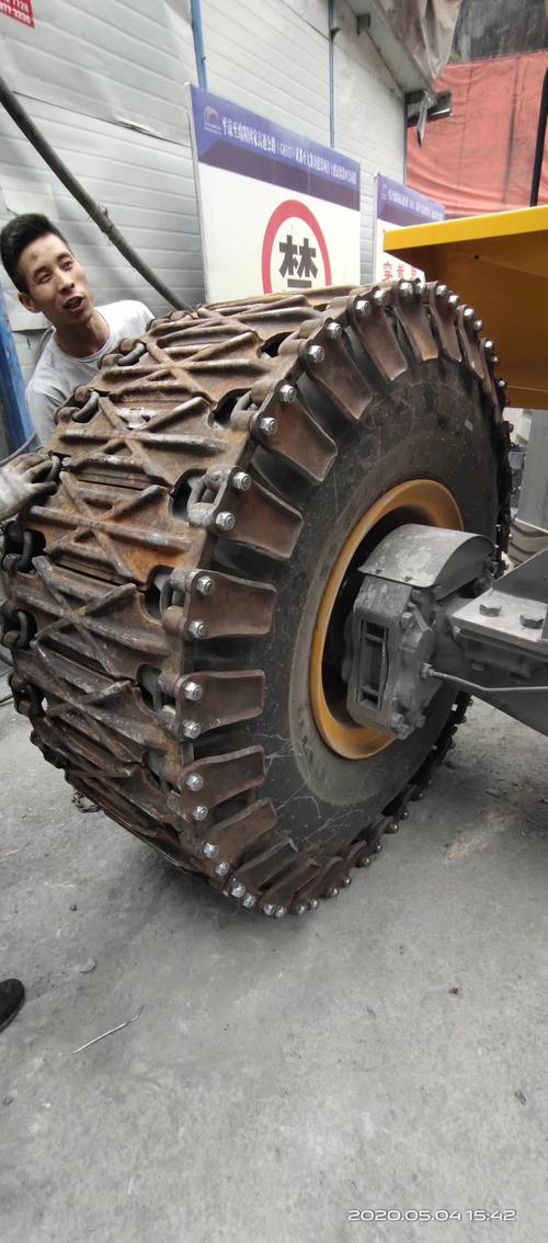 矿山型轮胎防滑保护履带 铲车轮胎防滑保护链条
