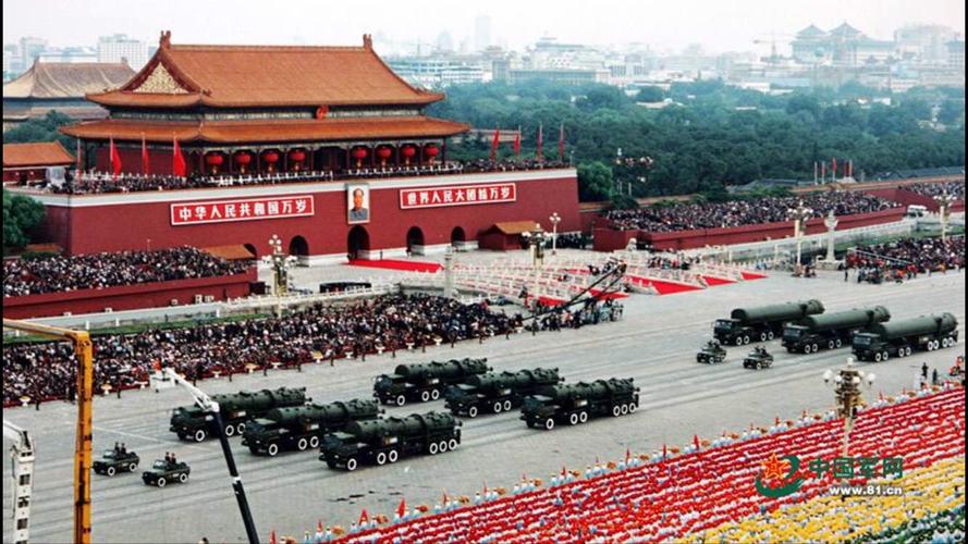 十点十五分,新中国成立七十周年大阅兵正式开始!