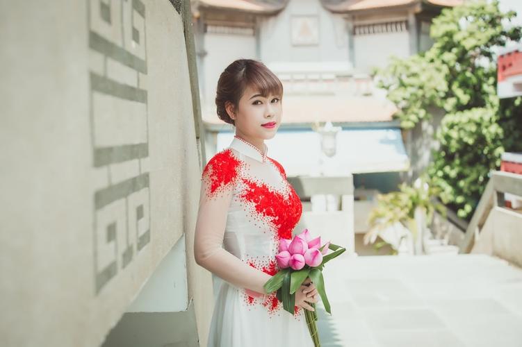 气质美温柔而大方的越南新娘!