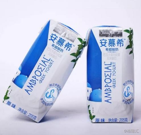 现在全中国几乎都要被世界各国的酸奶占领了:希腊酸奶,冰岛酸奶