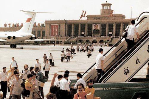 上世纪80年代的北京首都国际机场t1航站楼(图源网络)