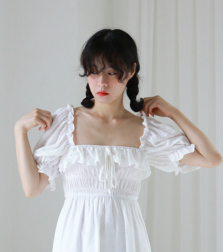 代购square neck ruffle dress(white
