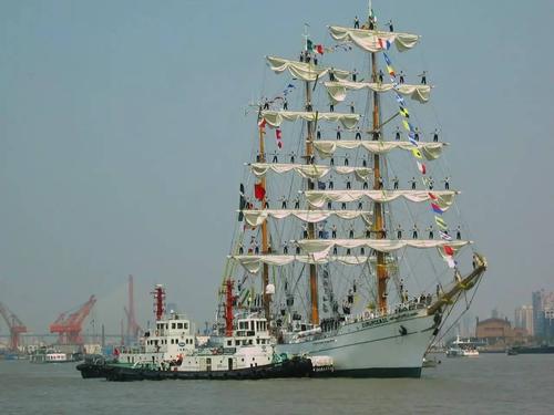 沧海之间扬巨帆——为何中国海军要造风帆训练舰?