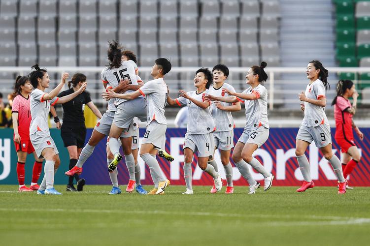 人民日报评女足战胜韩国这场艰苦的胜利提振了中国足球的信心