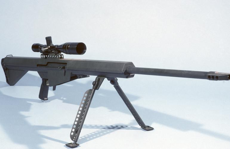 第一台工作步枪于1982年推出,因此命名为m82