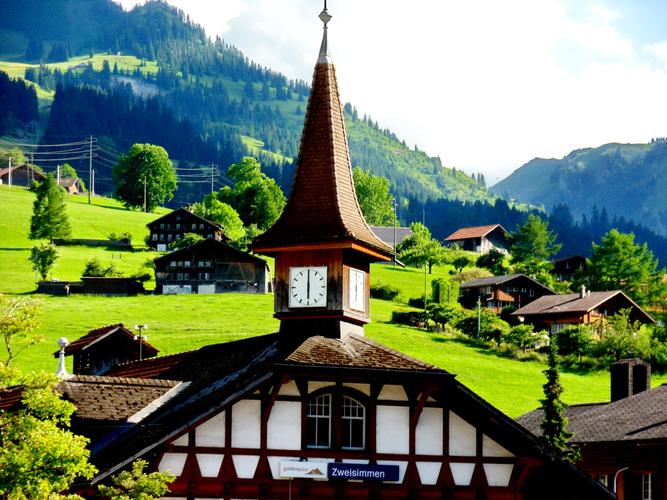 世界风光 - 瑞士旅游(之三) 蒙特勒 - 金色山口小火车-山顶小镇弗里堡