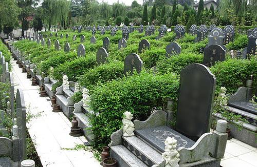 成都成华区 石岭公墓 最精致的公墓