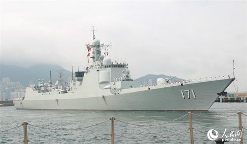 海军舰艇编队靠泊香港