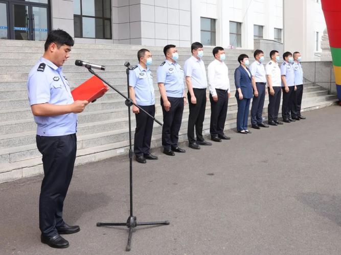吉林省延边州汪清县公安局举行警用车辆发放仪式组图