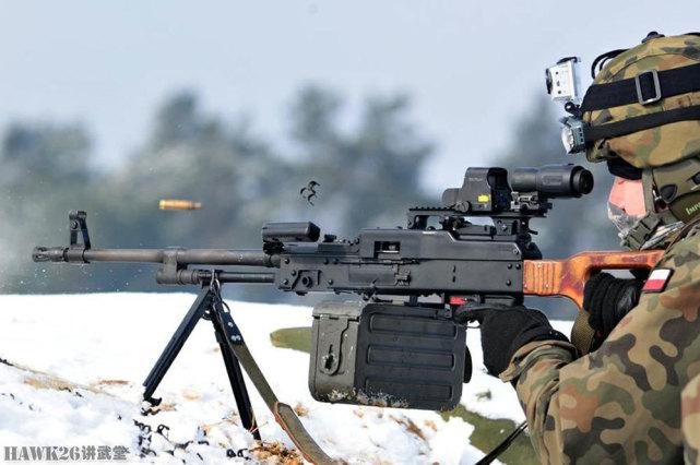 波兰测试新型机枪ukm2000s苏联pkm魔改版未来前途仍不明朗