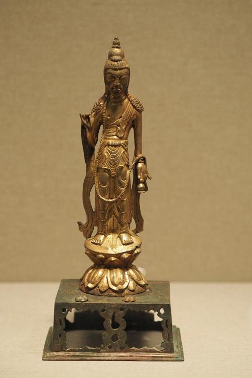 五代鎏金铜观音菩萨立像浙江省博物馆藏