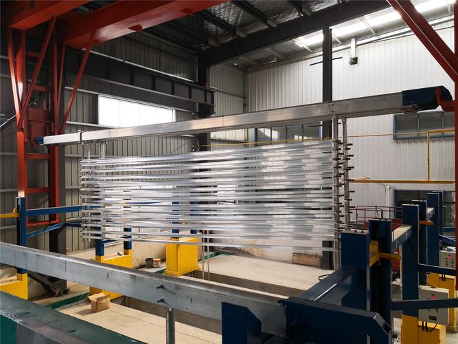 安徽国泰铝业有限公司阳极氧化生产线正式运营