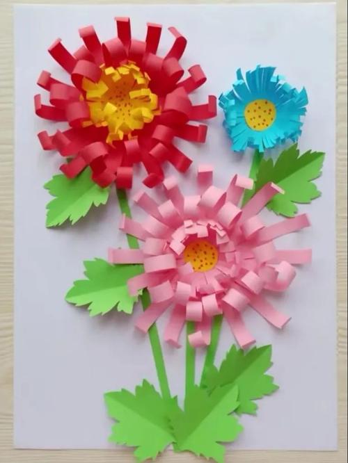 园清明节主题手工:折枝"菊花"寄思念…… 写美篇准备材料:彩色卡纸