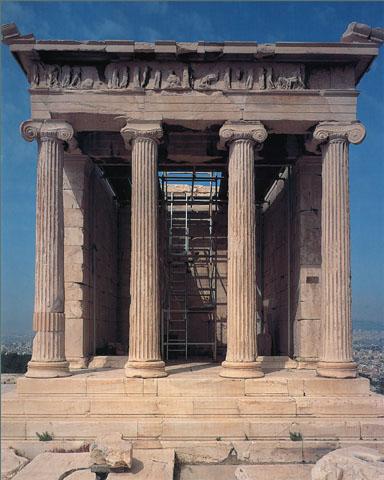 主要是多立克柱式的帕提农神庙也有一些爱奥尼元素,不过雅典卫城内更