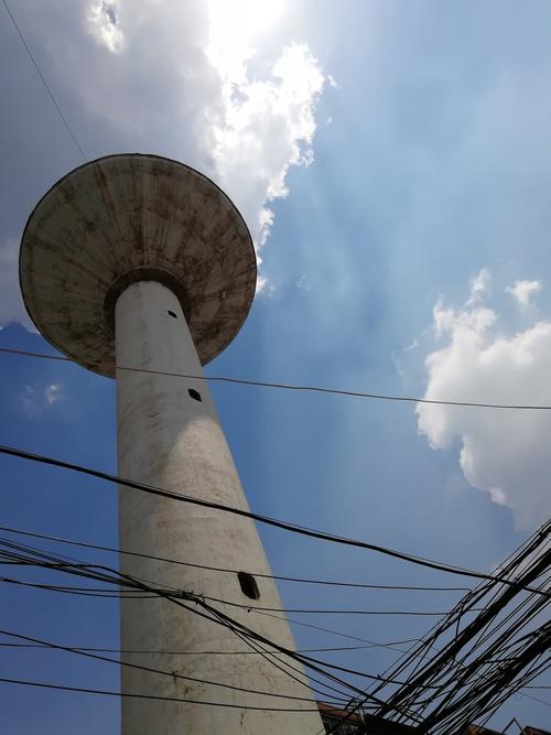 老水塔 - 82年的梁子在郑州