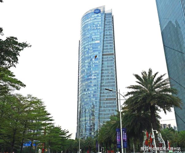 06㎡总楼层:43层开发商:广州富力地产股份有限公司富力盈隆广场,位处