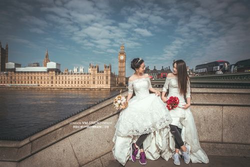 两个闺蜜-英国伦敦婚纱照-大气场景!快来围观!
