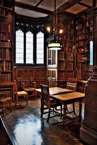 reading room, john rylands library, manchester, uk