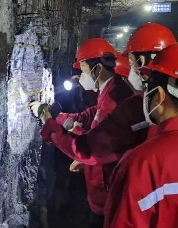 陈惠霞督导非煤矿山领域安全生产专项整治三年行动