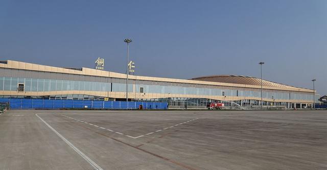 中国首个跨地区使用的机场湖南贵州两省共用周边风景绝美