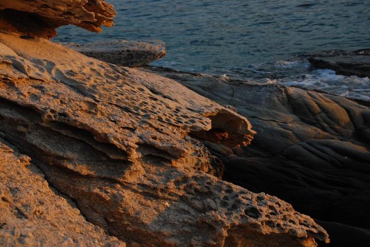 海岩岩石日落自然海石头海洋