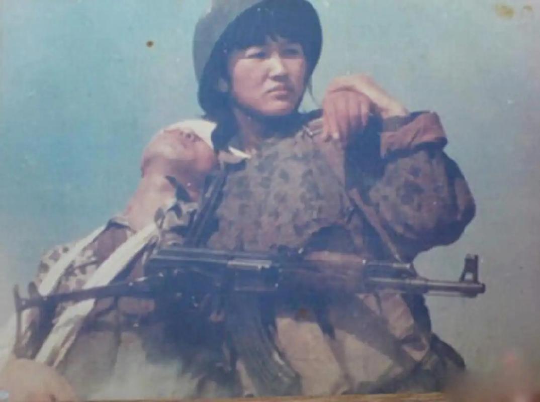对越反击战中首位女烈士郭容容:牺牲后遗体被越军烧得只剩下肠子