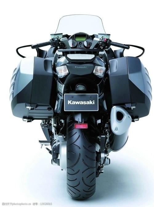 川崎1400gtr摩托车图片