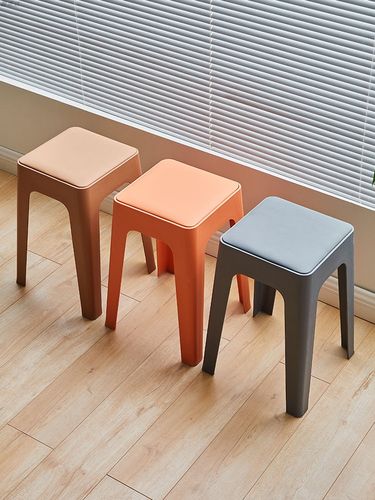 塑料凳子家用加厚软包时尚成人高凳子可叠放摞叠客厅餐凳椅子包邮