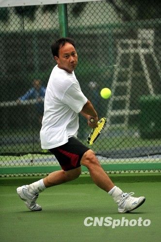 图:著名网球选手张德培亮相香港