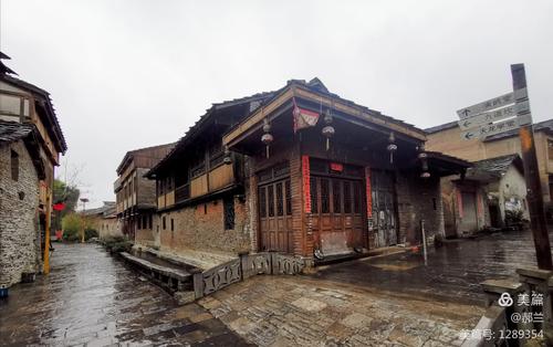 其它 天龙屯堡 写美篇天龙屯堡古镇,位于贵州省安顺市平坝县,喀斯特