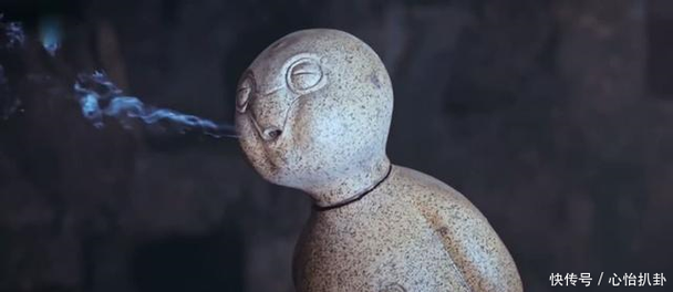 这个塑料造型人形玩偶嘴巴鼻子冒冒烟就是一个连斗皇级别的云韵都被坑