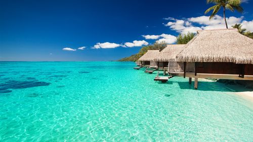 马尔代夫平房蓝色的大海度假村热带iphone壁纸