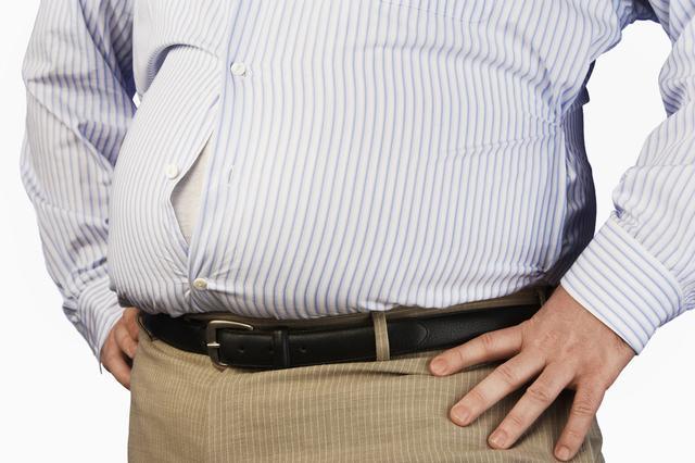 腰腹间的赘肉怎么减6个动作让你的肚腩恢复平坦