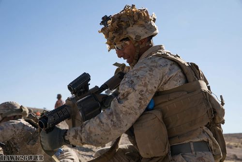 美国海军陆战队接收第三代防弹背心 采用激光切割技术 更适合女兵