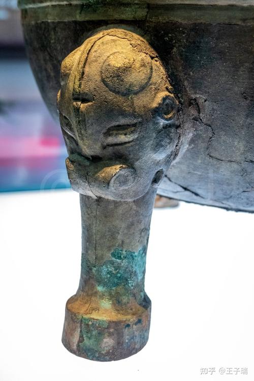 郑州博物馆镇馆之宝铜铭文小口鼎最早记载岁星纪年的青铜器