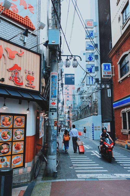 日本的街道自带美感.