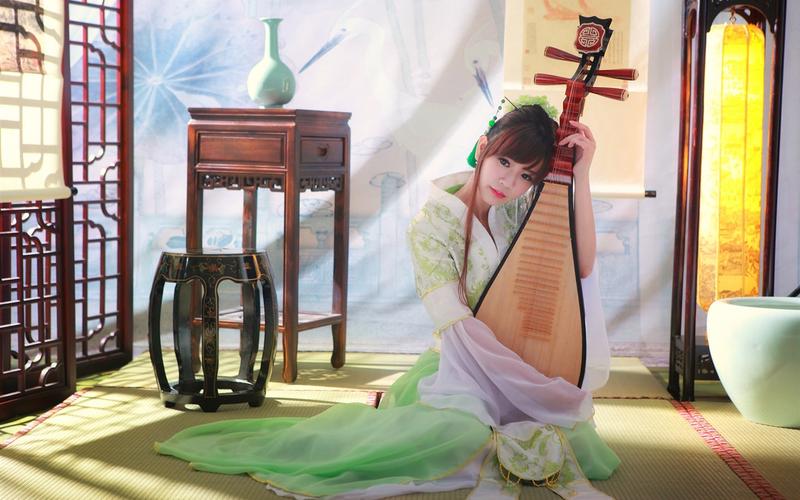 优美的古典中国女孩弹琵琶 壁纸 - 1280x800