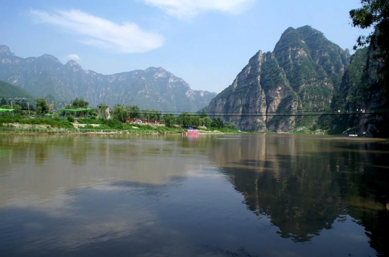 北京有山有水的旅游景点,北京周边哪好玩啊(有山水的)谢谢