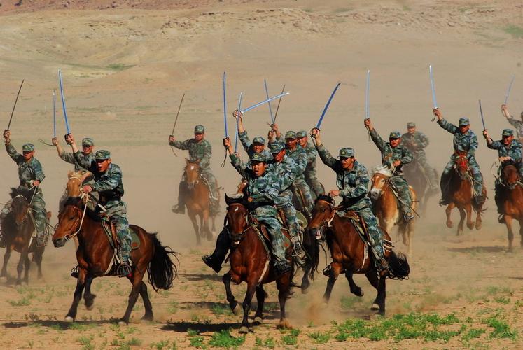 亮剑阴山下——探访中国最后的骑兵营