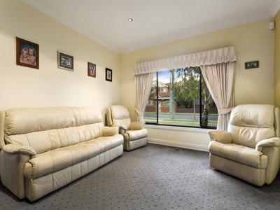 units for sale in clayton, vic 3168