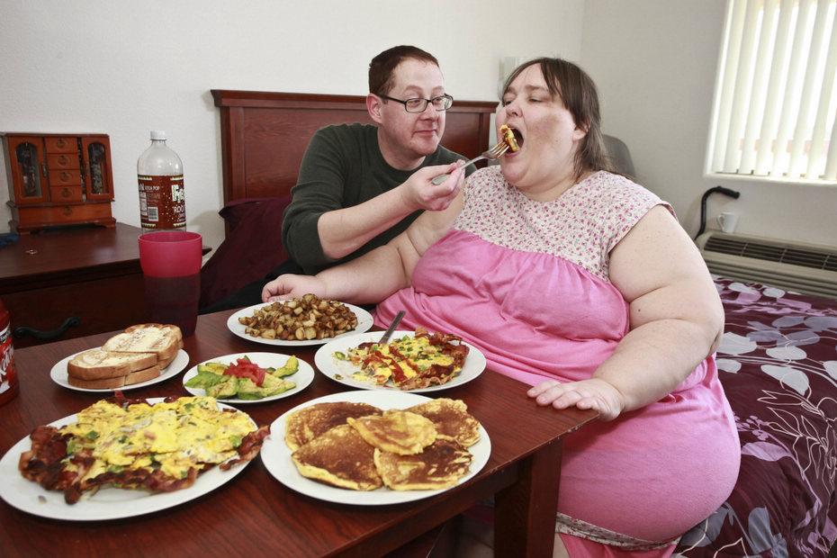 【大千世界】世界的最胖女人 苏珊娜-伊曼的幸福生活
