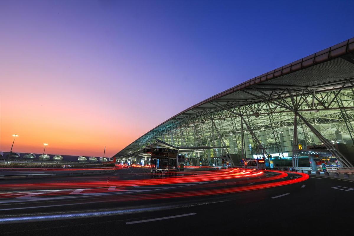 广州白云机场国际航空枢纽能级不断提升再现繁荣景象航司回归广州市场