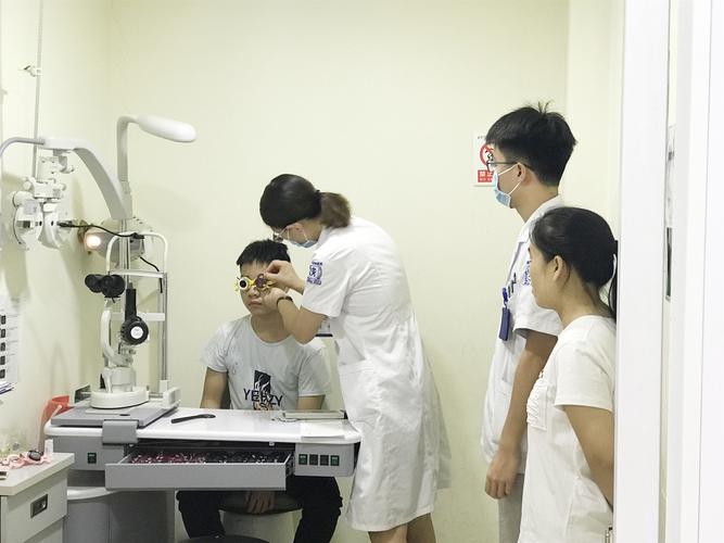 开学在即丨金华眼科医院视光门诊迎来就诊高峰