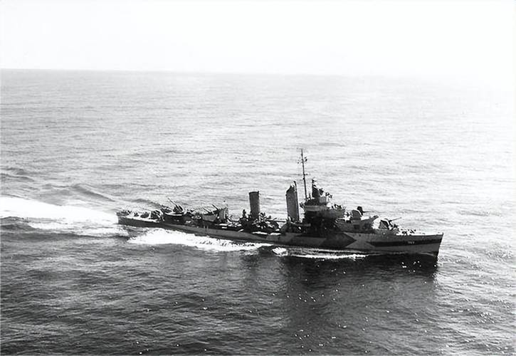 对海火力很强大,防空能力缺乏的马汉级驱逐舰_初春级驱逐舰_鱼雷_海战