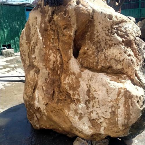 低价出售天然奇石5吨#纯天然奇石 #景观石 #好东西一起分享 - 抖音